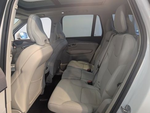 Used 2023 Volvo XC90 B6 Plus w/ Protection Package Premier image 21