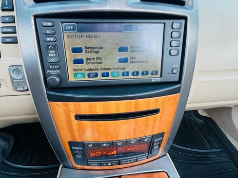 Used 2008 Cadillac XLR image 22