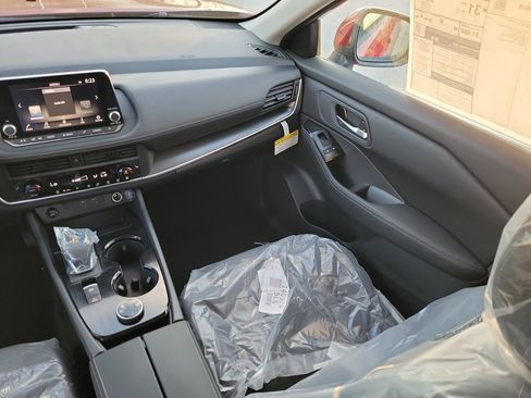 New 2026 Nissan Rogue SV AWD/4WD image 14
