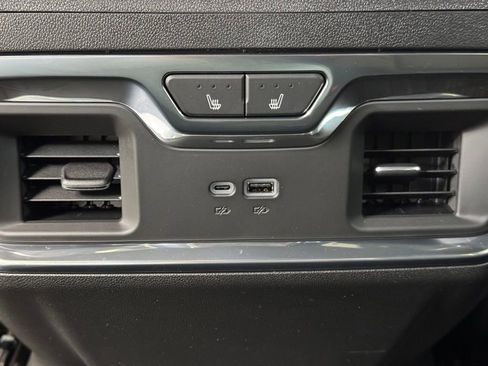 New 2026 GMC Sierra 3500 Denali w/ Denali Reserve Package image 19