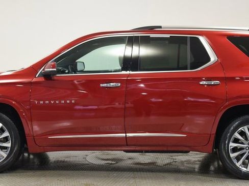 Used 2023 Chevrolet Traverse Premier image 8