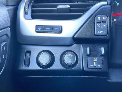 Used 2020 Chevrolet Tahoe Premier w/ Premier Plus Edition image 34