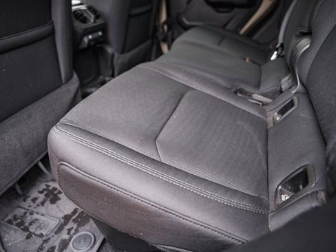 Used 2022 Jeep Gladiator Willys image 40