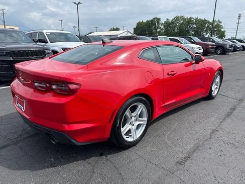 Used 2022 Chevrolet Camaro LT RWD image 4