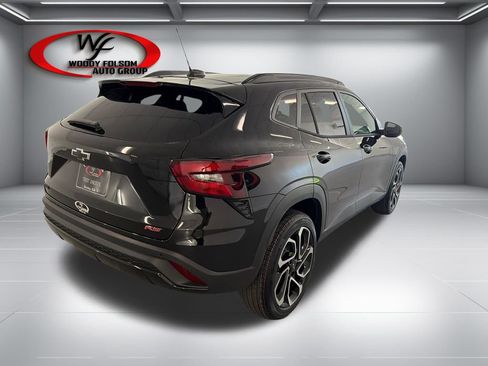 New 2026 Chevrolet Trax RS w/ Driver Confidence Package FWD image 6