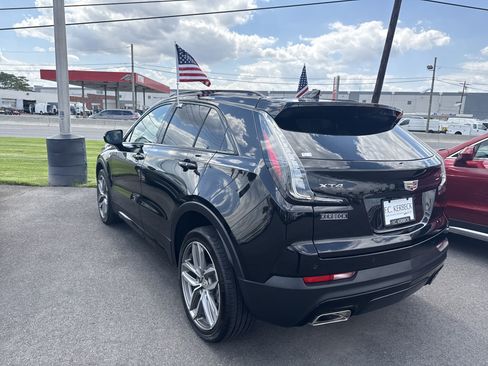 Used 2023 Cadillac XT4 Sport image 8