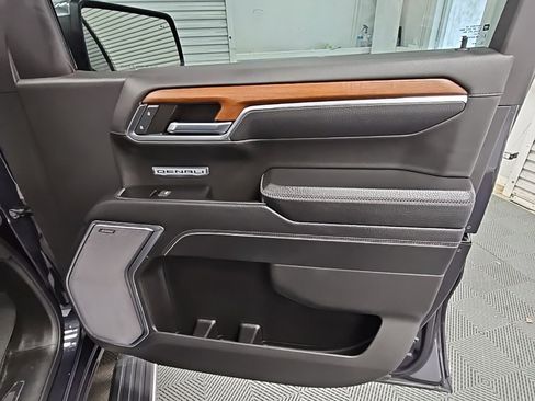 Used 2023 GMC Sierra 1500 Denali w/ Technology Package image 41