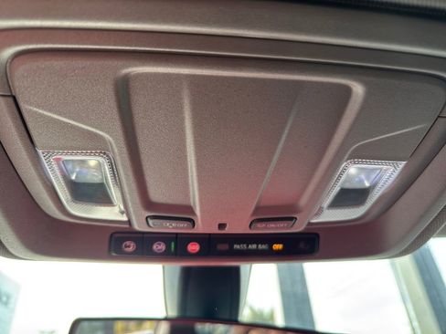 Used 2021 Chevrolet Silverado 1500 Custom image 21