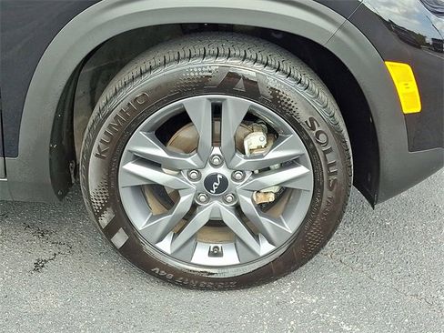 Certified 2023 Kia Seltos S w/ Navigation Package image 8