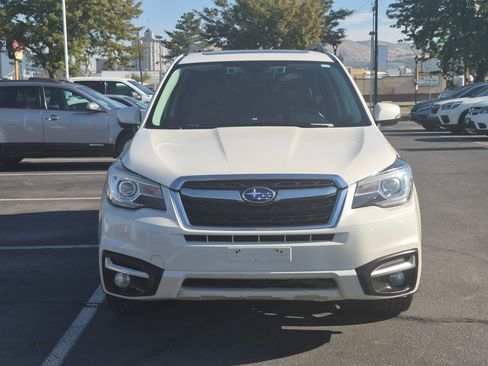 Used 2017 Subaru Forester 2.5i Touring AWD/4WD image 11
