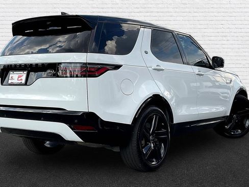 Used 2023 Land Rover Discovery HSE R-Dynamic AWD/4WD image 6