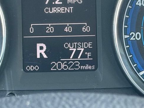 Used 2017 Toyota Corolla LE w/ Carpet Mat Package (TMS) FWD image 26