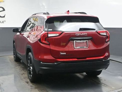 Used 2023 GMC Terrain SLE w/ Driver Convenience Package image 34