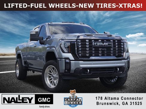 Used 2024 GMC Sierra 2500 Denali Ultimate AWD/4WD image 1