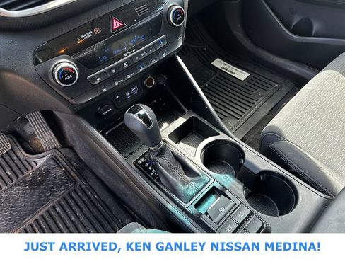 Used 2019 Hyundai Tucson Sport image 10