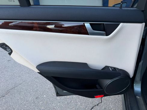 Used 2012 Mercedes-Benz C 63 AMG Sedan image 12