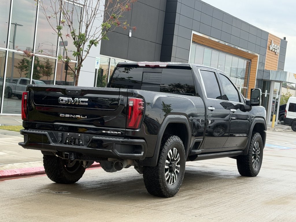 Used 2025 GMC Sierra 2500 Denali Ultimate w/ Max Trailering Package AWD/4WD image 4