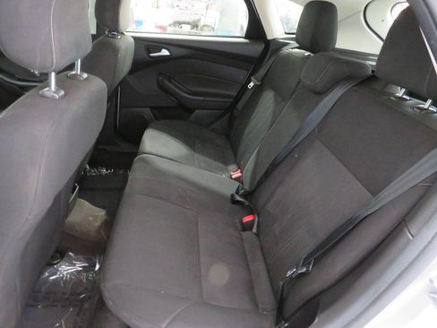 Used 2018 Ford Focus SE image 12