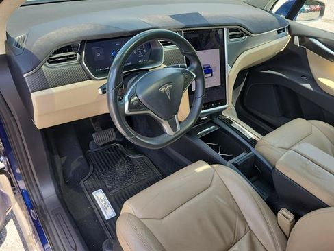 Used 2017 Tesla Model X 90D AWD/4WD image 8