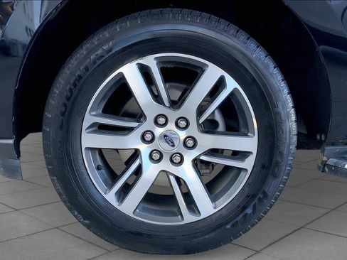 Certified 2022 Ford Expedition Limited AWD/4WD image 10