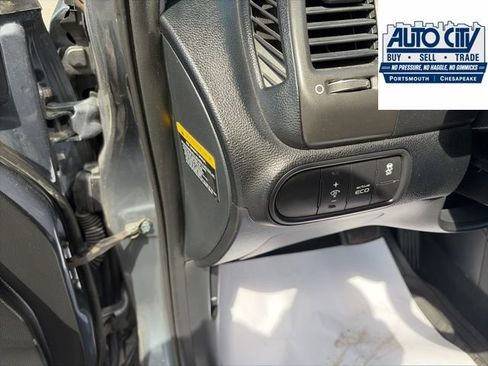 Used 2016 Kia Forte LX FWD image 16