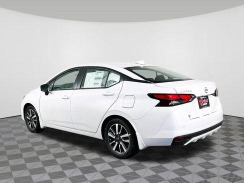 New 2025 Nissan Versa SV w/ Trunk Package FWD image 28