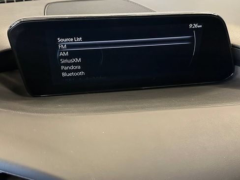 Used 2019 MAZDA MAZDA3 Hatchback w/ Preferred Package FWD image 13