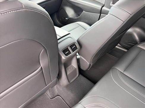 Used 2024 Buick Envision Preferred AWD/4WD image 16