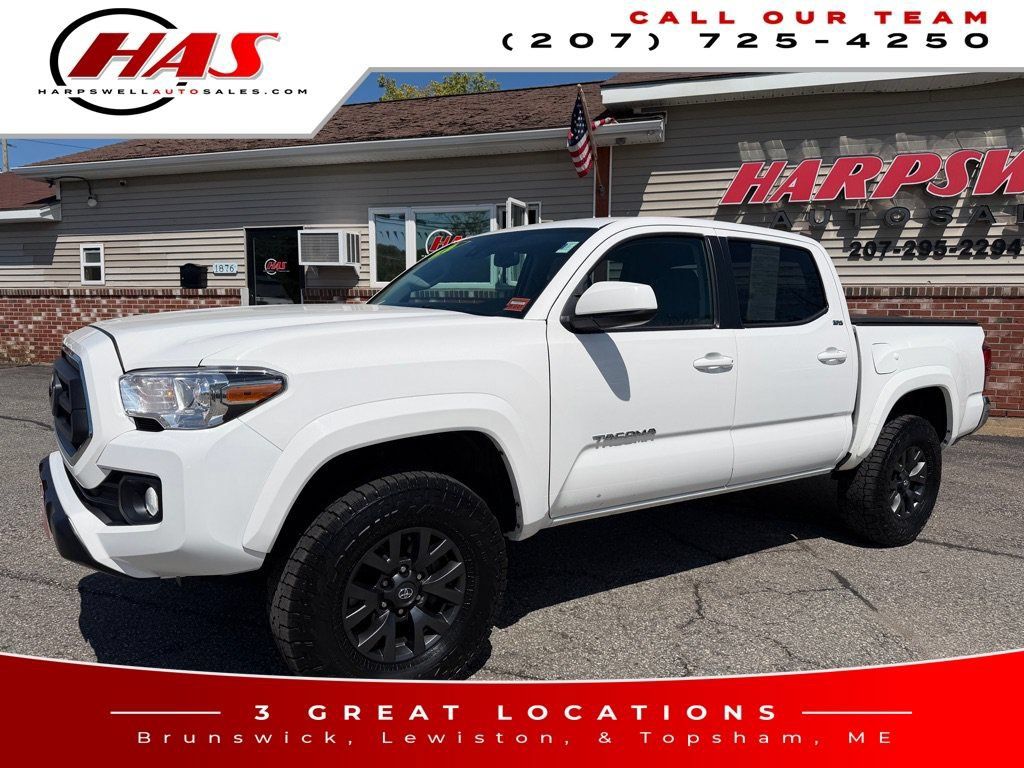 Used 2023 Toyota Tacoma SR5 AWD/4WD image 2