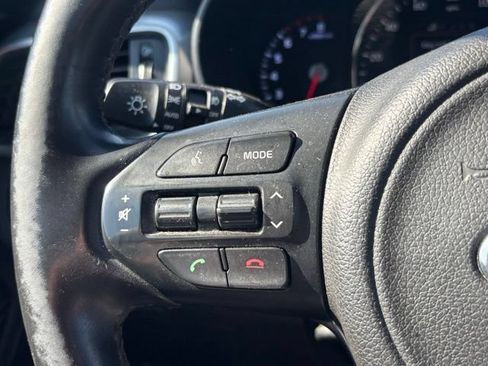 Used 2016 Kia Sorento SX AWD/4WD image 18