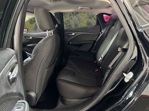Used 2015 Dodge Dart SE w/ Convenience Group FWD image 10