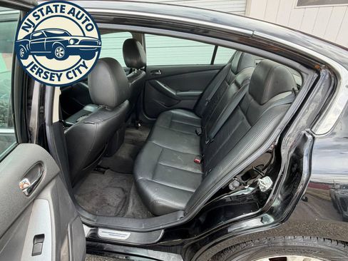 Used 2011 Nissan Altima 2.5 SL w/ 2.5SL Pkg FWD image 5