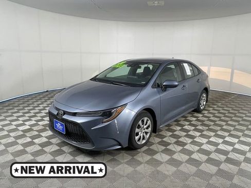 Used 2020 Toyota Corolla LE FWD image 1
