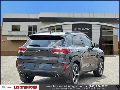 Used 2023 Chevrolet TrailBlazer RS w/ Convenience Package AWD/4WD image 6