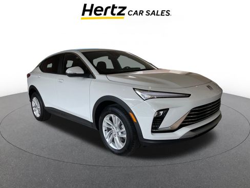 Used 2025 Buick Envista Preferred image 1