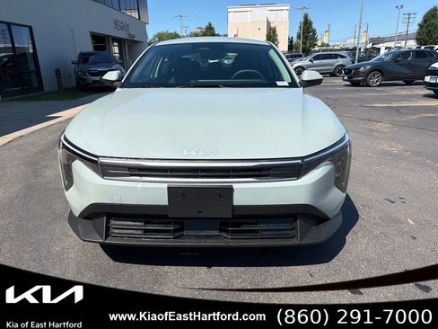 New 2026 Kia K4 FWD image 4