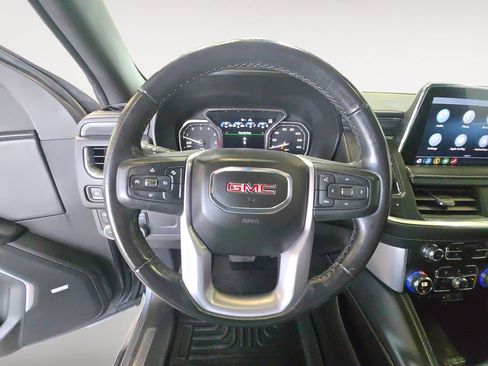 Used 2021 GMC Yukon XL SLT AWD/4WD image 13