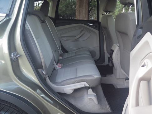 Used 2013 Ford Escape SE image 16