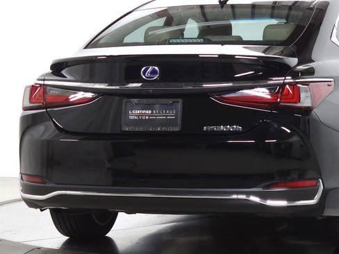 Used 2021 Lexus ES 300h w/ Accessory Package 2 FWD image 10