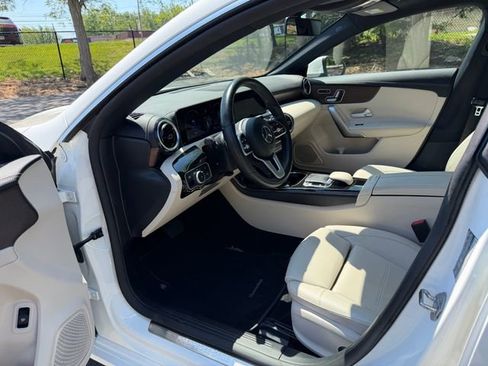 Used 2020 Mercedes-Benz CLA 250 4MATIC image 13