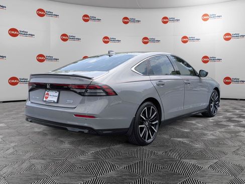Used 2024 Honda Accord Touring image 15