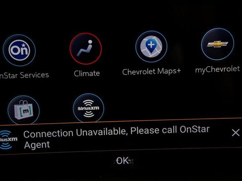 Used 2021 Chevrolet Camaro LT w/ Technology Package image 26