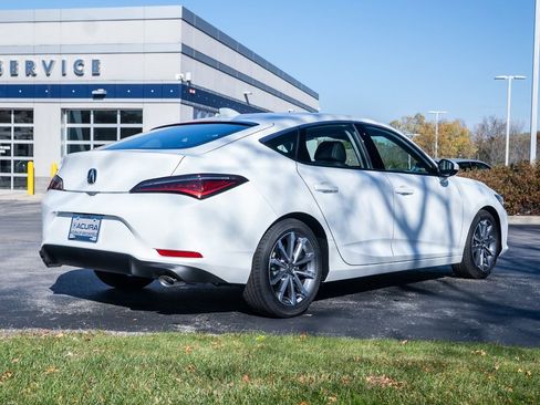 New 2026 Acura Integra FWD image 8