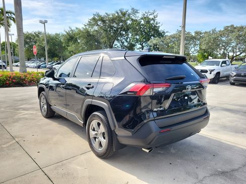 Certified 2024 Toyota RAV4 XLE w/ Convenience Package FWD image 5