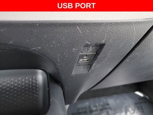 Used 2020 Toyota Corolla LE image 21