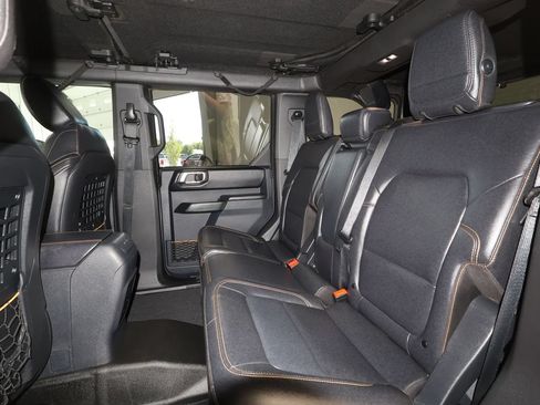 Used 2024 Ford Bronco Badlands AWD/4WD image 24