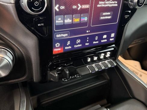 Used 2023 RAM 1500 Laramie image 19