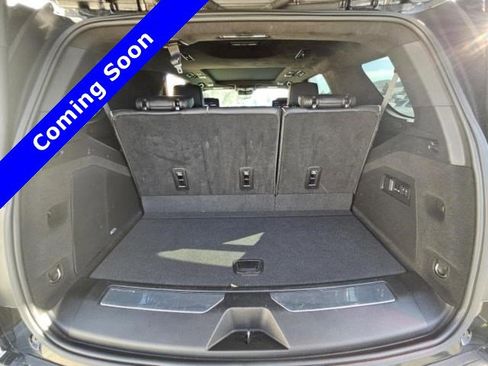 Used 2023 Cadillac Escalade Sport Platinum w/ LPO, ONYX Package image 17