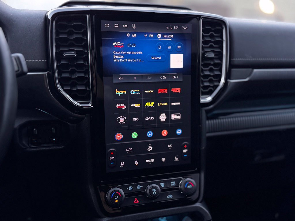 Used 2024 Ford Ranger Lariat w/ FX4 Off-Road Package AWD/4WD image 3