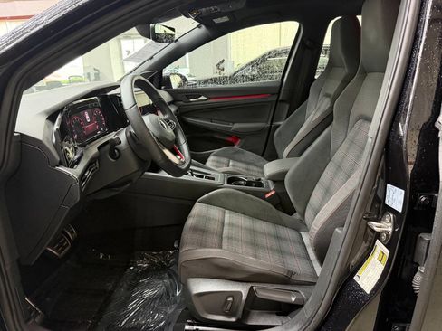Used 2022 Volkswagen GTI SE FWD image 12